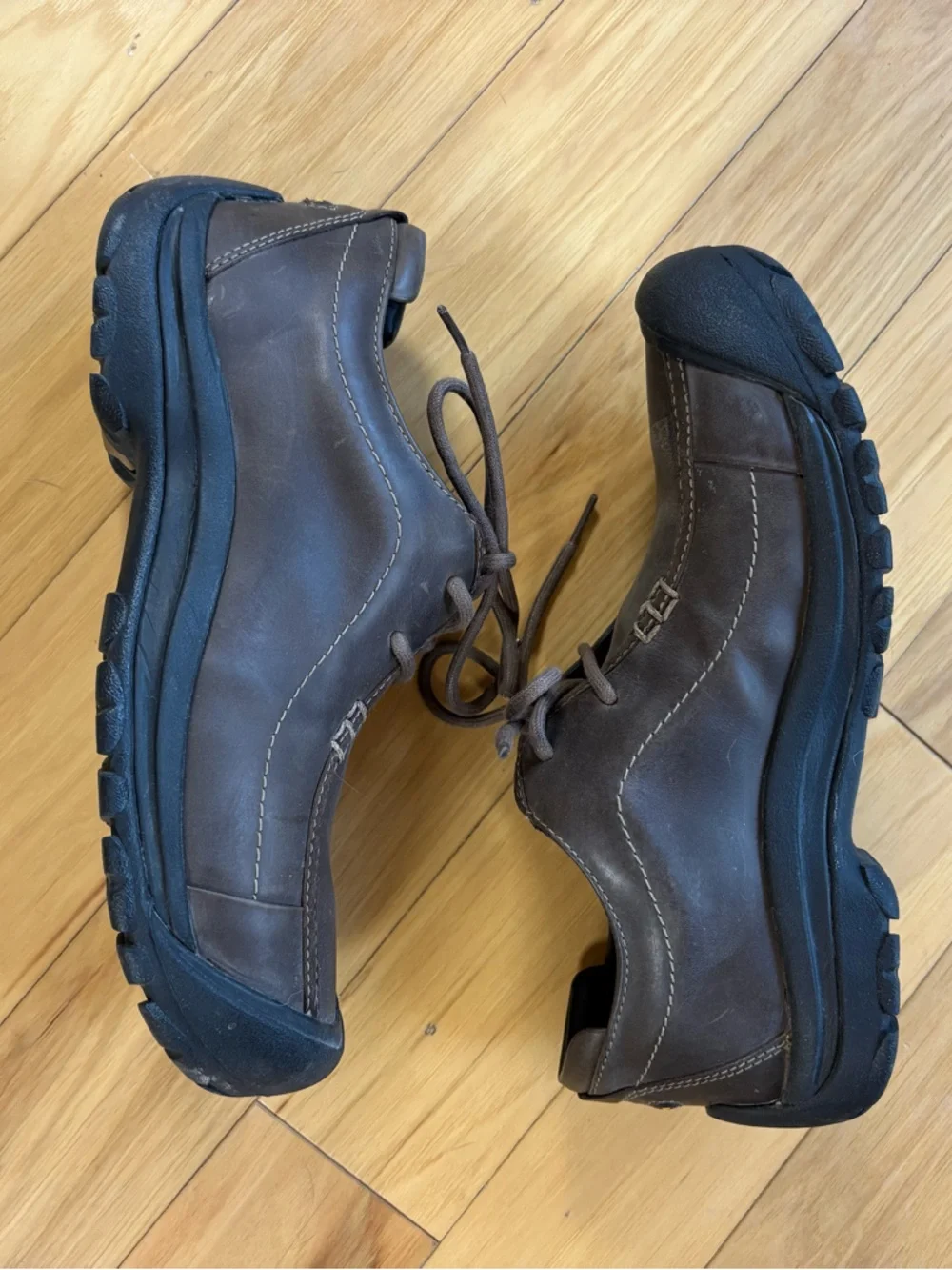 KEEN Portsmouth II Shoes Mens Sz 8.5 Brown Leather Waterproof Oxfords